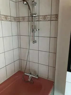 Salle de bains dans l'établissement Logis cosy