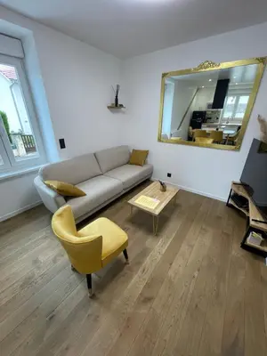 Coin salon dans l'établissement Mon-Doré F3 Tout Confort,PS4,Parking