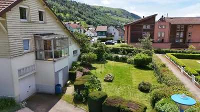 Vue générale sur la montagne ou vue sur la montagne depuis la maison de vacances