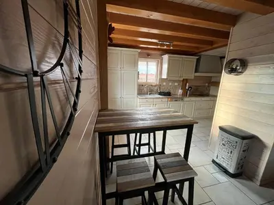 Cuisine ou kitchenette dans l'établissement Fermette Valolive