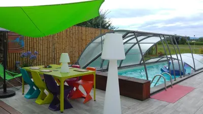 Piscine de l'établissement Studio la magie de Noël ou située à proximité
