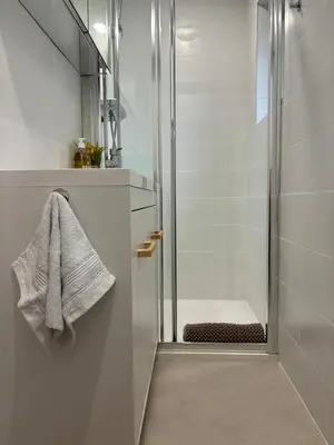 Salle de bains dans l'établissement Rhein Stopover - Appartement 2 Personnes