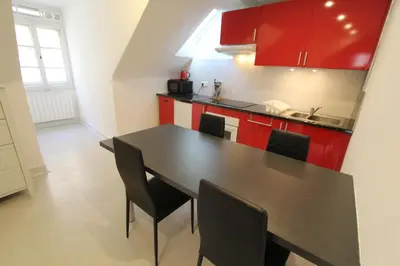Cuisine ou kitchenette dans l'établissement L'Appartement - Cœur de Riquewihr - 2 à 4 personnes