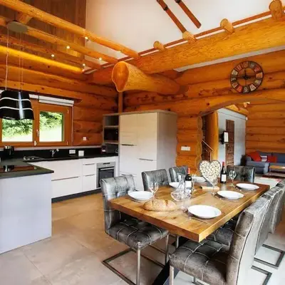 Original chalet en rondins