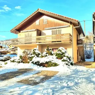 Appartement chalet avec chambre et terrasse