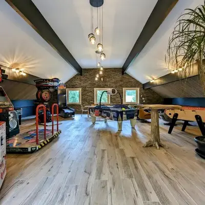 Chalet familial avec salle de jeux et spa