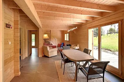 Coin salon dans l'établissement Chalet Caroubier - Chalet avec vue montagne
