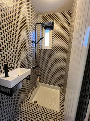 Salle de bains dans l'établissement Les deux maisons - Roz - Appartement Gérardmer vue pistes proche lac