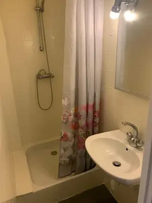 Salle de bains dans l'établissement T3 pour 6 Personnes