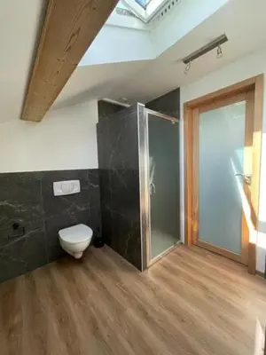 Salle de bains dans l'établissement Gîte 5 personnes