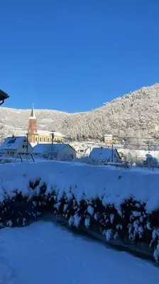 Vue générale sur la montagne ou vue sur la montagne depuis l'appartement