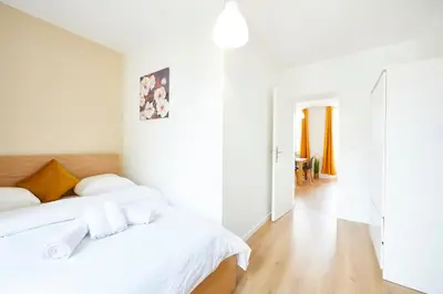 Un ou plusieurs lits dans un hébergement de l'établissement RB-1D Appartement F2 au 1er étage à Mulhouse de 1 à 2 pers