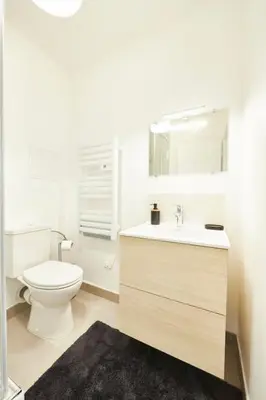 Salle de bains dans l'établissement RB-1G - Joli 2 pièces au 1er étage avec terrasse 1 à 2 pers