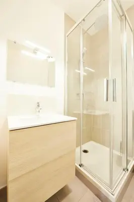 Salle de bains dans l'établissement RB-2D - Appartement F2 au 2ème étage à Mulhouse de 1 à 3 pers