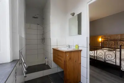 Salle de bains dans l'établissement Chambre d'hôtes