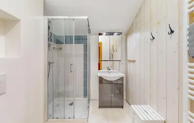 Salle de bains dans l'établissement Beautiful Home In Taintrux With Wifi