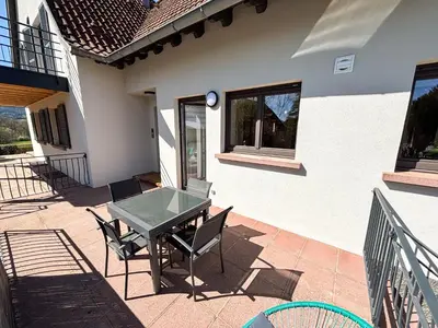 Balcon ou terrasse dans l'établissement Les Reflets du Château - Parking Gratuit - Cosy & Moderne - Route des vins