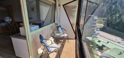 Balcon ou terrasse dans l'établissement Le Belle-Hutte