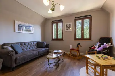 Coin salon dans l'établissement Appartement Lino - base idéale pour explorer l'Alsace, emplacement privilégié entre vignes et Vosges