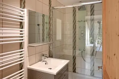 Salle de bains dans l'établissement Le Kichompré - Appt 50 m² vue montagne