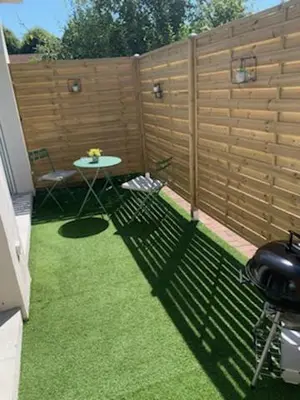 Jardin de l'établissement GÎTE La Belle Échappée
