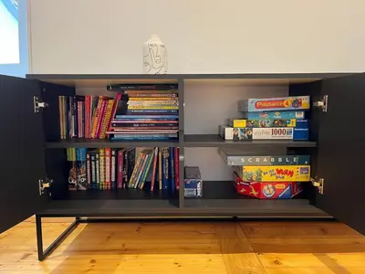 Bibliothèque dans la villa