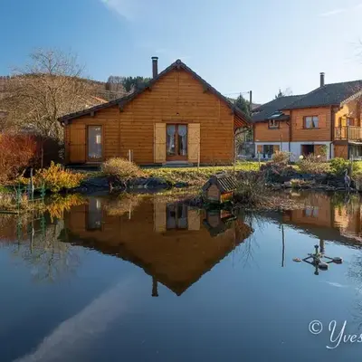 Charmant chalet La Zaubette au bord de l'eau