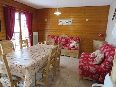 Coin salon dans l'établissement Les Edelweiss