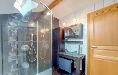 Cuisine ou kitchenette dans l'établissement Amazing Home In Rupt-Sur-Moselle