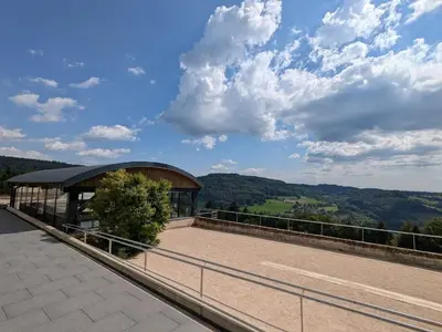 Vue générale sur la montagne ou vue sur la montagne depuis la maison de vacances