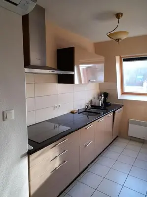 Cuisine ou kitchenette dans l'établissement Le Maraîcher avec terrasse, wifi, parking gratuit