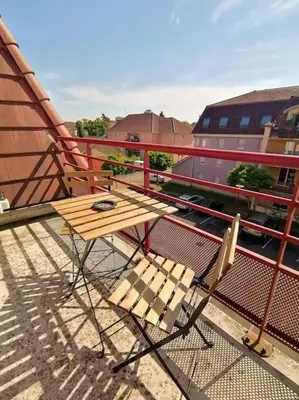Balcon ou terrasse dans l'établissement Le Maraîcher avec terrasse, wifi, parking gratuit