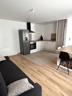 Cuisine ou kitchenette dans l'établissement Appartement proche La Bresse