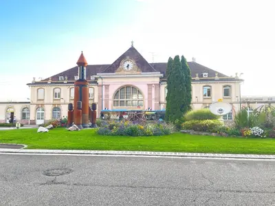 Jardin de l'établissement Harmony Appart FRANCE & SUISSE