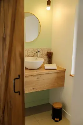 Salle de bains dans l'établissement Duplex vue sur les montagnes - Orbey
