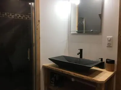 Salle de bains dans l'établissement Appartement Des 2 Vallées,proche de tous commerces