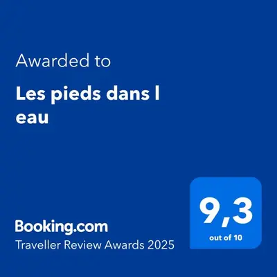 Certificat, récompense, panneau ou autre document affiché dans l'établissement Les pieds dans l eau