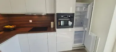Cuisine ou kitchenette dans l'établissement Avalon II