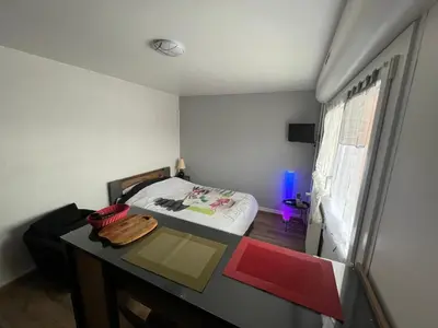Télévision ou salle de divertissement dans l'établissement Loge Secrète