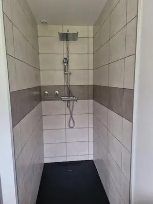 Salle de bains dans l'établissement Magnifique appartement Jonquille