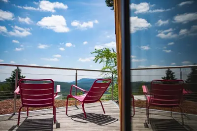 Balcon ou terrasse dans l'établissement Le Holzberg et ses Suites