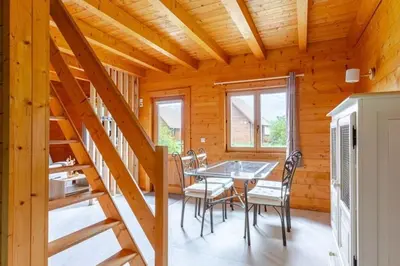 Cuisine ou kitchenette dans l'établissement Domaine la Clairière