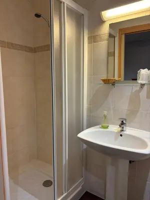 Salle de bains dans l'établissement Chez Anabel et Stéphane