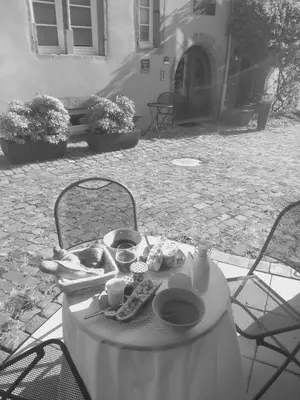 Nourriture dans l'appartement ou à proximité