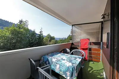 Vue générale sur la montagne ou vue sur la montagne depuis l'appartement