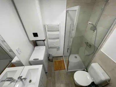 Salle de bains dans l'établissement Le Calme en plein centre ville de BELFORT