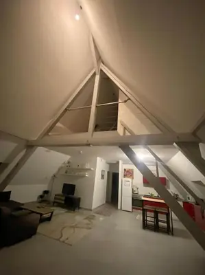 Cuisine ou kitchenette dans l'établissement Appartement tranquille