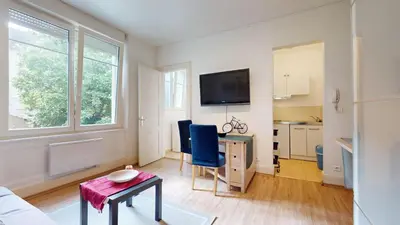 Cuisine ou kitchenette dans l'établissement Le Studio Platine