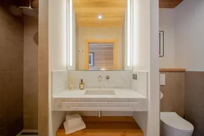Salle de bains dans l'établissement Chalet - L'Ours Blanc