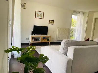 Télévision ou salle de divertissement dans l'établissement Les aventures de Madame Bretzel